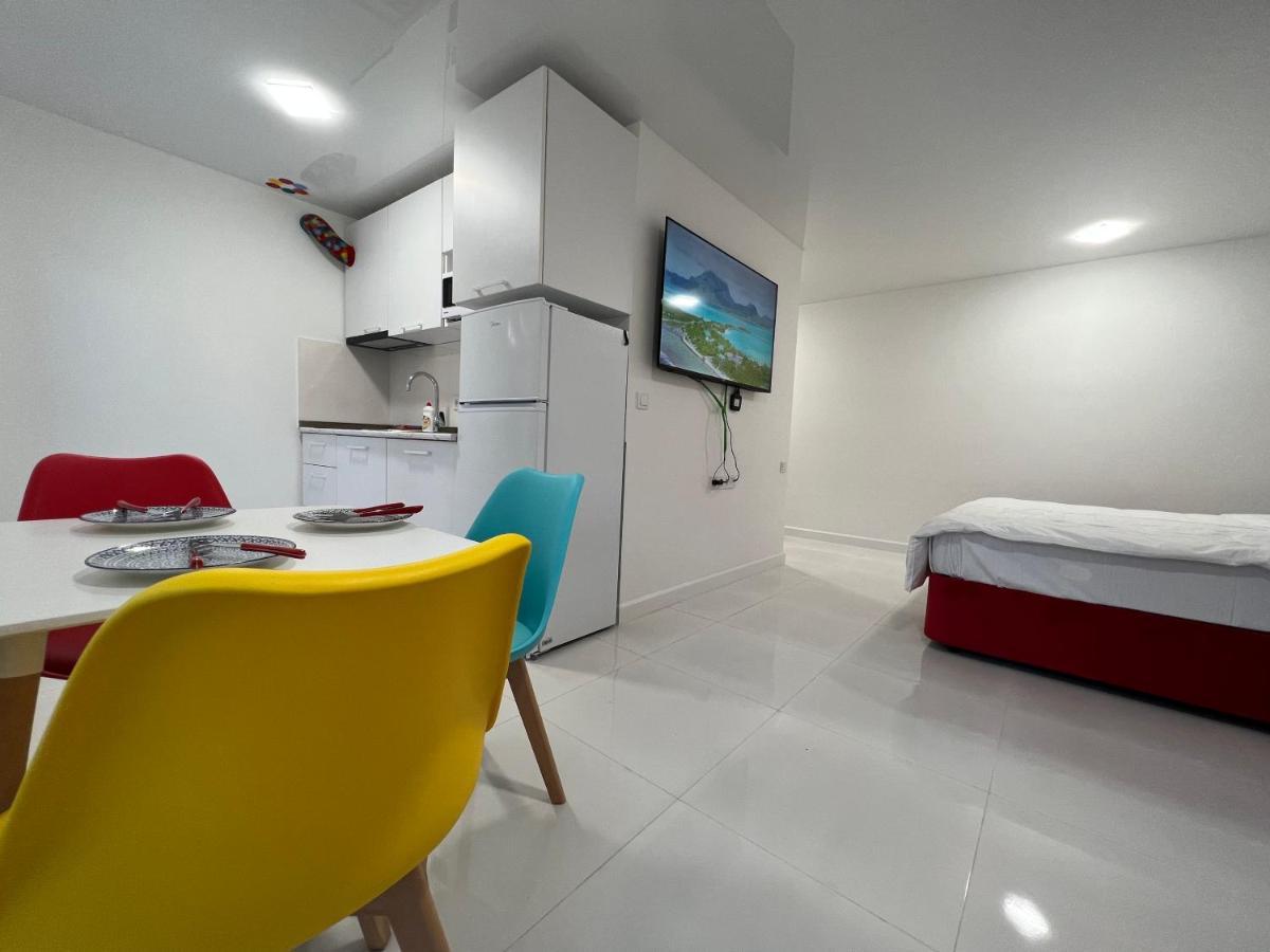 Pekini Street Apartment تبليسي المظهر الخارجي الصورة